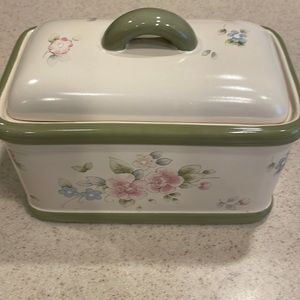 Pfaltzgraff tea caddy